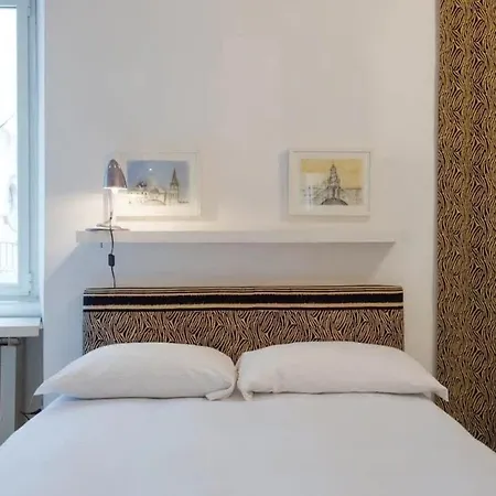 Farnese Designer Loft By Romeloft Apartament